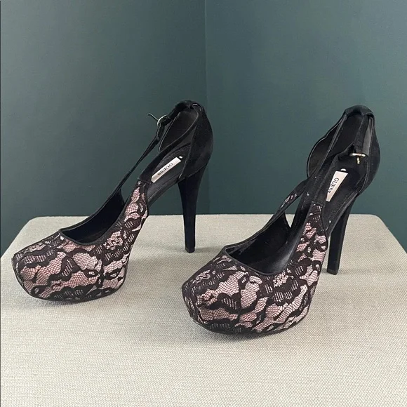 Guess Black Lace Overlay Pink platform Heels vintage - Picture 3 of 12